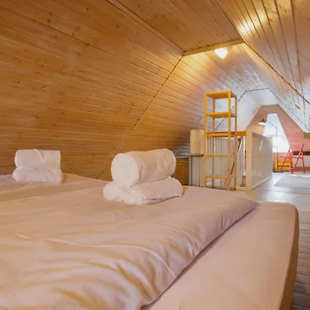 Holiday home Reetdachhus Meduse Nordstrand
