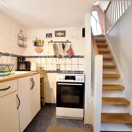Reetdachhus Meduse Holiday home *